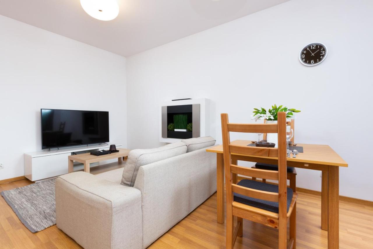 Apartments Platynowa Gdansk By Noclegi Renters Екстер'єр фото