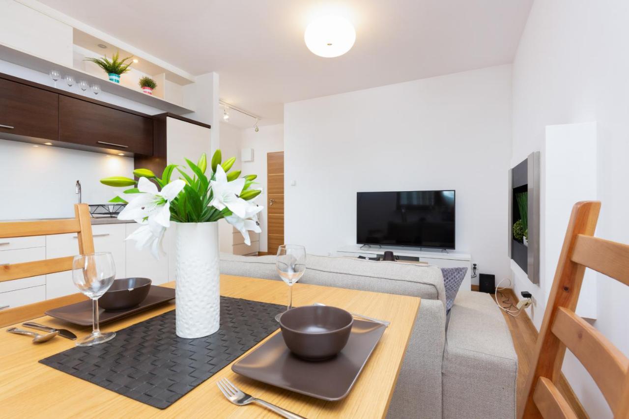 Apartments Platynowa Gdansk By Noclegi Renters Екстер'єр фото